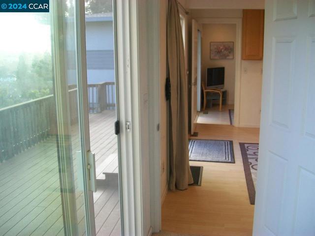 Image 33 of 39 For 55 Bayo Vista Way