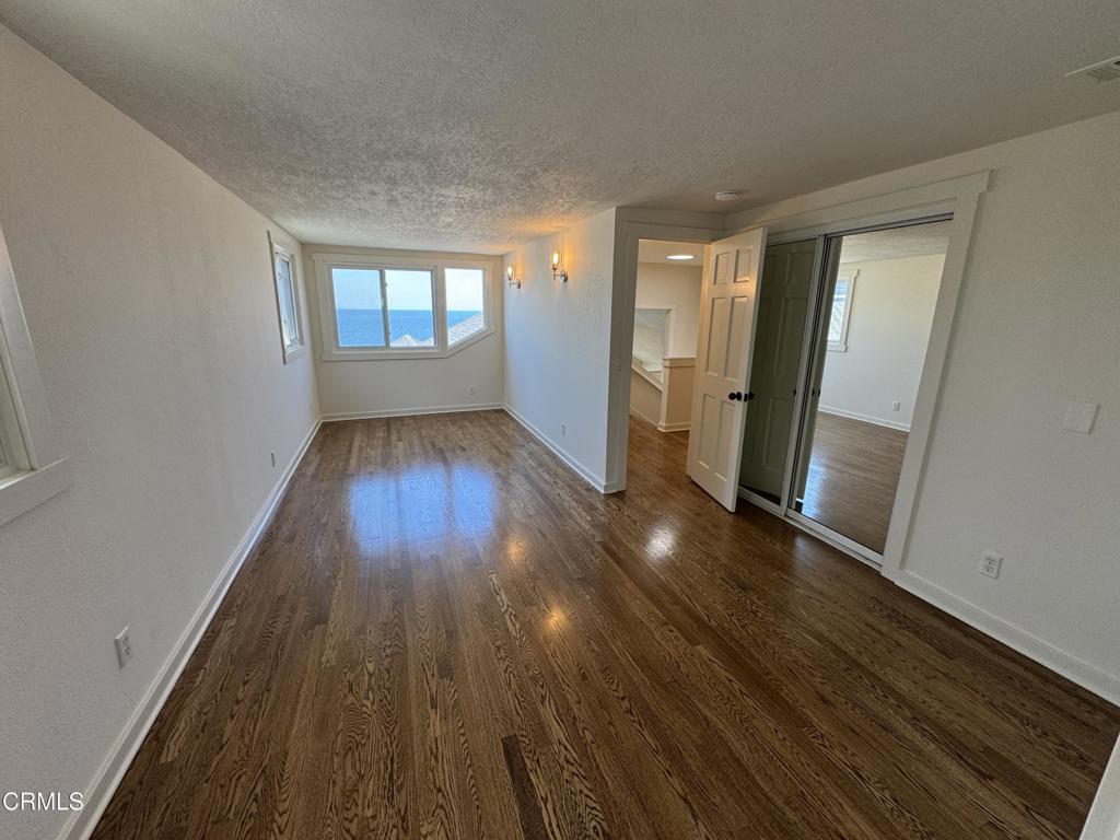 464eed3e E8c0 4efe 9d8b D783b54e3178