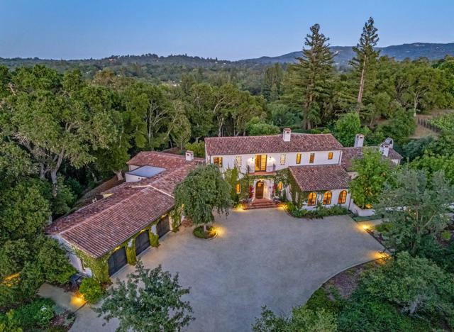 180 Farm Road, Woodside CA: https://media.crmls.org/mediaz/464f8b58-a461-4499-a740-c677ce991eb1.jpg
