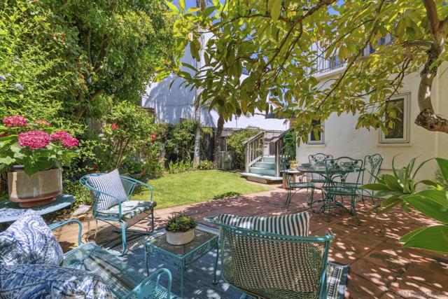 1434 5th Street, Coronado CA: https://media.crmls.org/mediaz/464fb987-0ed6-4863-95db-beaf95baaf32.jpg