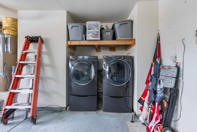 1001 Eagle Drive, Salinas CA: https://media.crmls.org/mediaz/46508bca-44c8-4d06-9a60-68fe1b38840f.jpg