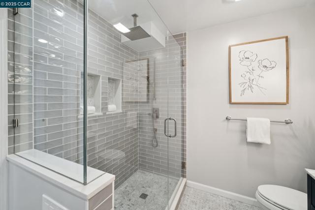 1150 Canyonwood Court, Walnut Creek CA: https://media.crmls.org/mediaz/4650c614-b07c-42dc-9fd8-e37efb9f2632.jpg