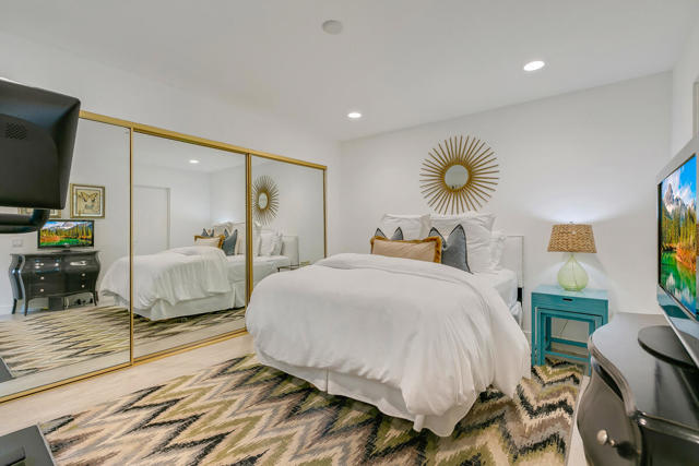 46644 Arapahoe Lane, Indian Wells CA: https://media.crmls.org/mediaz/4651091c-b9b5-43e8-a2c0-edc496400856.jpg