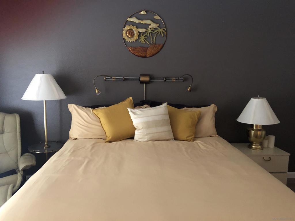 MLS #250043751SD image #11