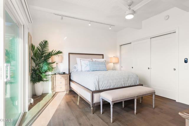 Detail Gallery Image 17 of 52 For 11770 Pacific Coast Hwy #U,  Malibu,  CA 90265 - 4 Beds | 4 Baths