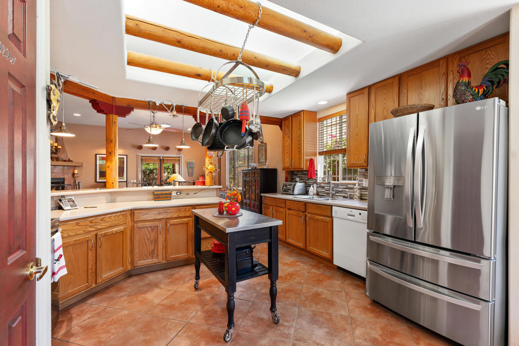 MLS #219131384DA image #12