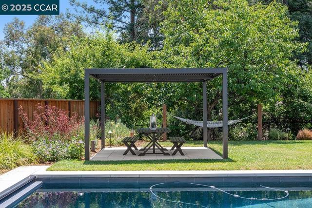3108 Del Oceano Dr, Lafayette CA: https://media.crmls.org/mediaz/465288ab-144e-43e8-b817-39c23a80d151.jpg
