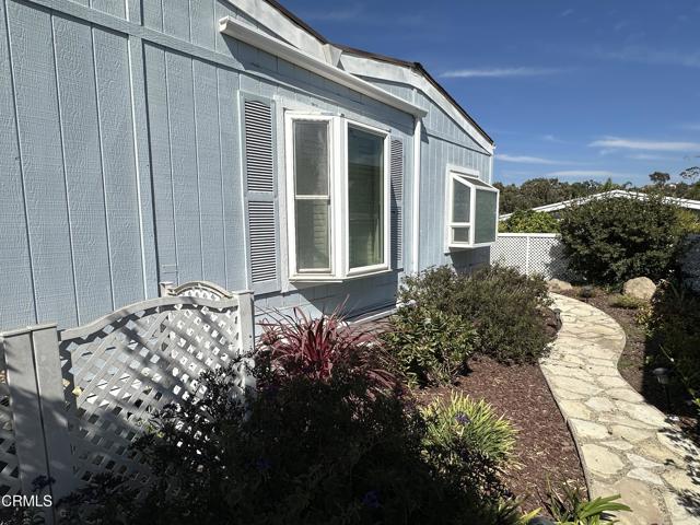 232 Talud Terrace Terrace, Camarillo CA: https://media.crmls.org/mediaz/4653e8d0-eeaf-4be9-af49-390d1671b090.jpg