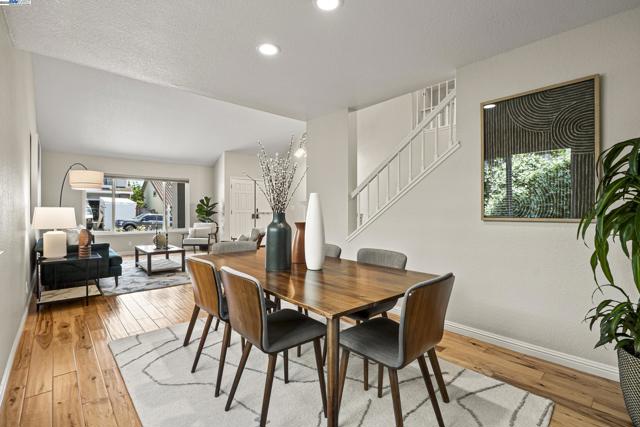 6408 Boone Dr, Castro Valley CA: https://media.crmls.org/mediaz/4654ca6a-c922-41a2-899c-2dbfa6bf9eb7.jpg
