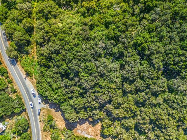 524 Echo Valley Road, Prunedale CA: https://media.crmls.org/mediaz/46550453-da6e-4933-a345-0858c18c70bd.jpg