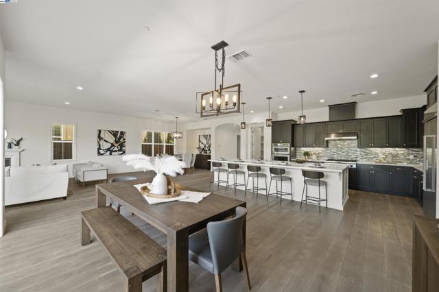 3044 Gritstone Street, Danville CA: https://media.crmls.org/mediaz/4655f36d-9554-4738-a1ca-a568d9647d76.jpg
