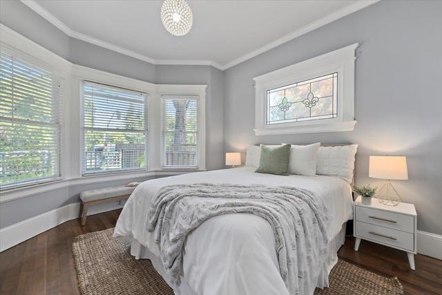 302 Los Gatos Boulevard, Los Gatos CA: https://media.crmls.org/mediaz/46561148-5003-43b4-a6e0-27f70565f6f8.jpg