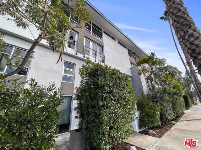 Image 2 for 4111 W Sunset Blvd #310, Los Angeles, CA 90029