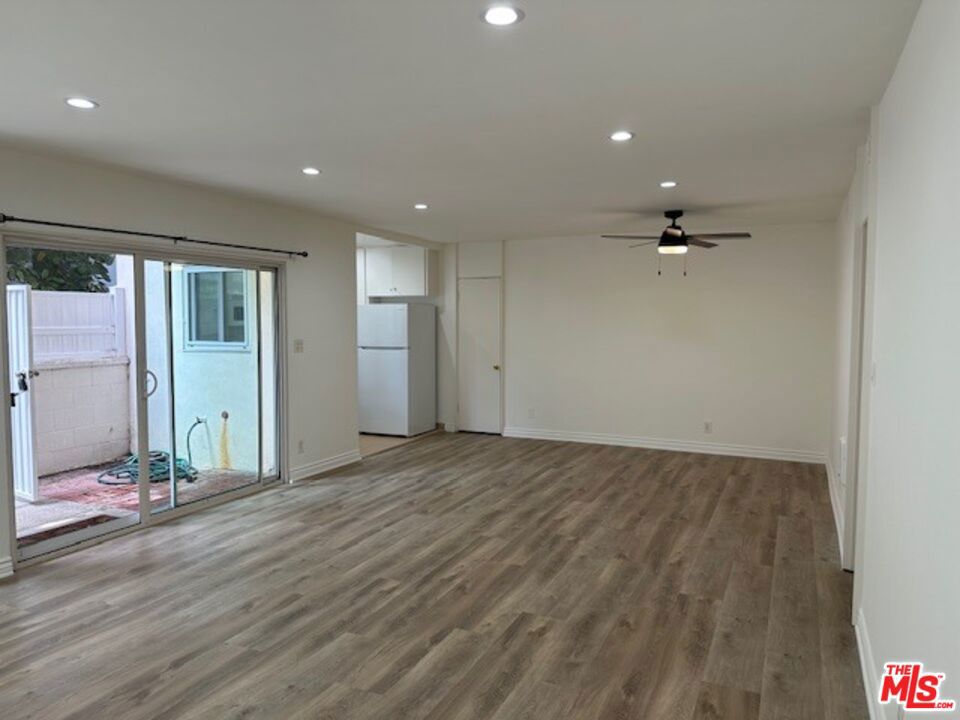 7736 Paseo Del Rey #2