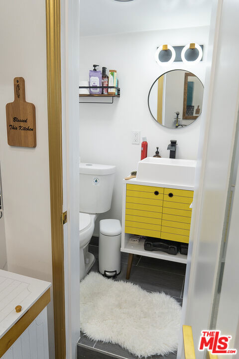 346 Laveta Terrace photo 23