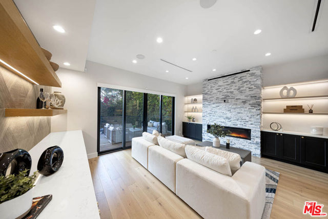 123 S Kilkea Drive, Los Angeles CA: https://media.crmls.org/mediaz/465700b4-0df2-46ec-93d5-6bfa74f92a28.jpg