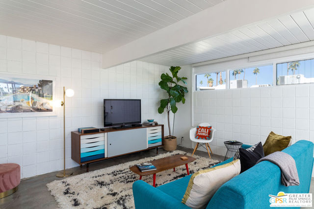 1111 E Palm Canyon Drive, Palm Springs CA: https://media.crmls.org/mediaz/465713ab-f708-43f9-a5fa-ca0a816425ae.jpg