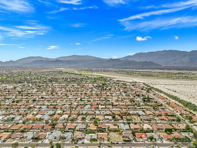 67185 Ontina Road, Cathedral City CA: https://media.crmls.org/mediaz/465753a0-39ed-4d7c-8af5-c27d0b83a0e5.jpg