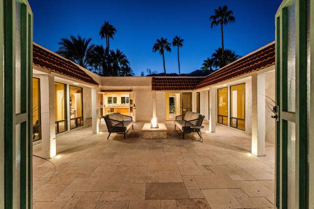 Image 6 of 60 For 2255 Araby Drive