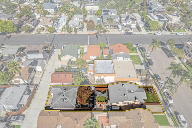 4830 4832 Utah St, San Diego CA: https://media.crmls.org/mediaz/465afd25-3204-45dd-874e-d0ab293d3d88.jpg