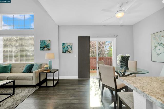 314 Skyline Dr, San Ramon CA: https://media.crmls.org/mediaz/465c77c6-29b4-46de-b69d-a7cbcded42ed.jpg