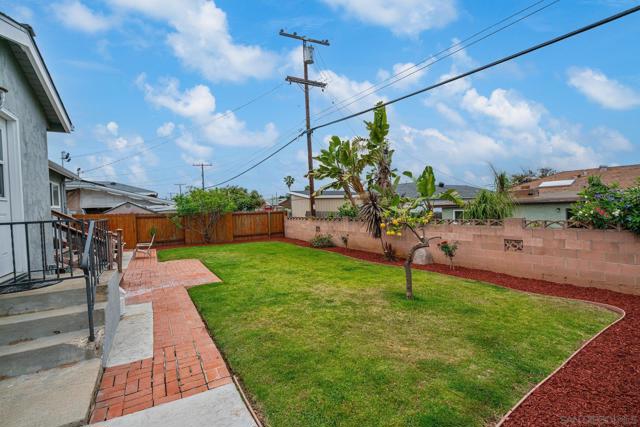 3460 Atlas St., San Diego CA: https://media.crmls.org/mediaz/465d725f-8a57-4603-9a8e-72308d6d268a.jpg