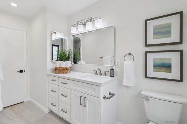 8560 Sunrise Ave, La Mesa CA: https://media.crmls.org/mediaz/465eb0a2-f751-4e4d-aa0a-af9d43323684.jpg