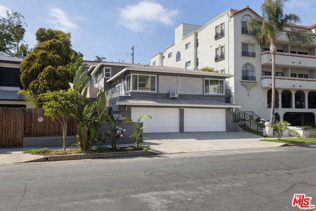 7127 Ramsgate Avenue, Los Angeles CA: https://media.crmls.org/mediaz/465ee78c-0394-4118-9a89-f27dd425657a.jpg