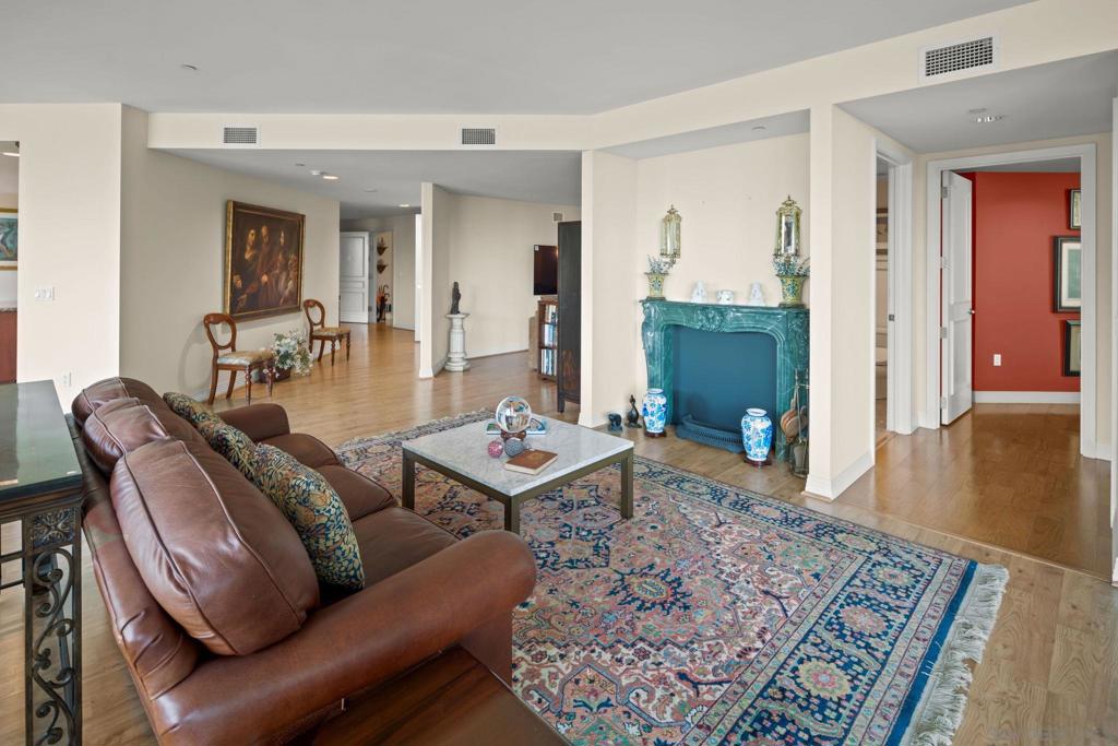 MLS #250043700SD image #8