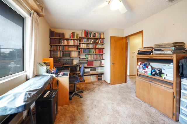 1250 E Old Julian Highway, Ramona CA: https://media.crmls.org/mediaz/46617cdf-bd5c-4447-800b-a7522fdc081d.jpg
