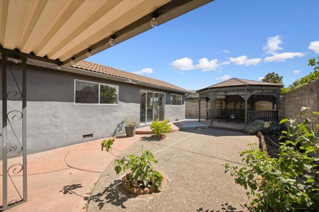 271 Goodrich Street, Hayward CA: https://media.crmls.org/mediaz/46624605-b88c-4538-87f4-42f8d0b24fd6.jpg