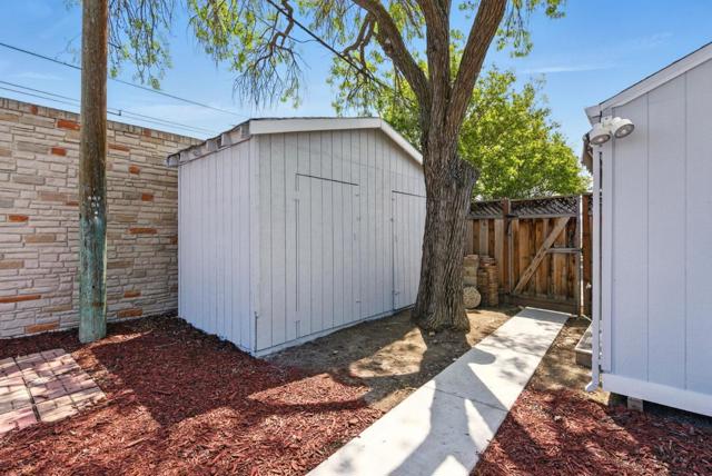 1723 Laine Avenue, Santa Clara CA: https://media.crmls.org/mediaz/466277d3-c9f5-4c3b-bdb1-d5a90ef52a7c.jpg