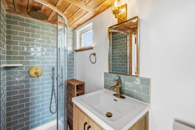 15 Braemoor Drive, Santa Cruz CA: https://media.crmls.org/mediaz/46633b42-a4bc-4265-84bf-b61606c21a6a.jpg