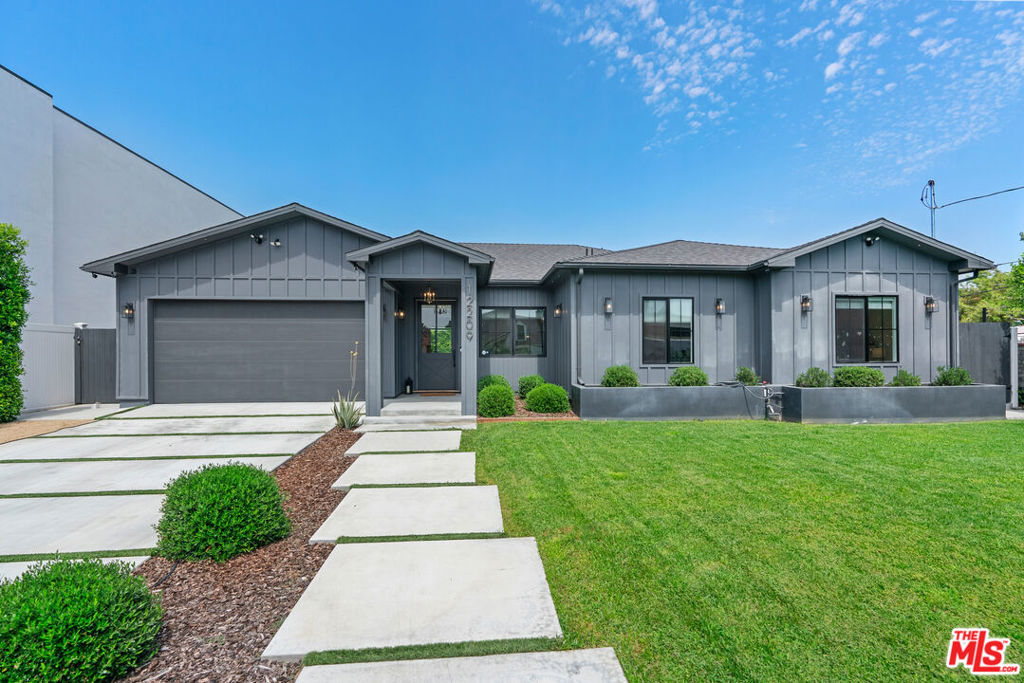 12209 Emelita Street, Valley Village, CA 91607