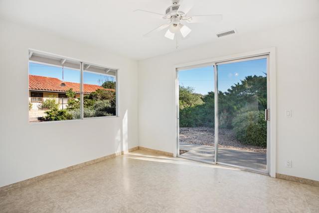 Detail Gallery Image 15 of 48 For 11000 Meadow Glen Way East, Escondido,  CA 92026 - 3 Beds | 2/1 Baths