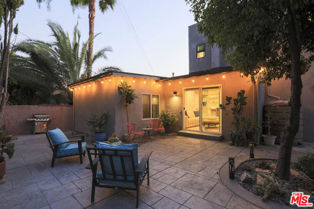 1226 Stone Street, Los Angeles CA: https://media.crmls.org/mediaz/4664662e-fc34-4263-899e-5d0d3c8bea27.jpg