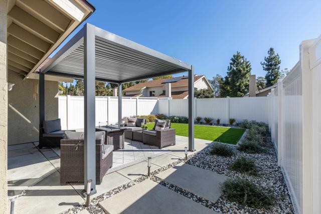 Detail Gallery Image 34 of 42 For 1455 Bridgeview Drive, San Diego,  CA 92105 - 3 Beds | 2 Baths