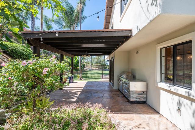 Detail Gallery Image 60 of 70 For 1210 Cypress Dr, Vista,  CA 92084 - 5 Beds | 4 Baths