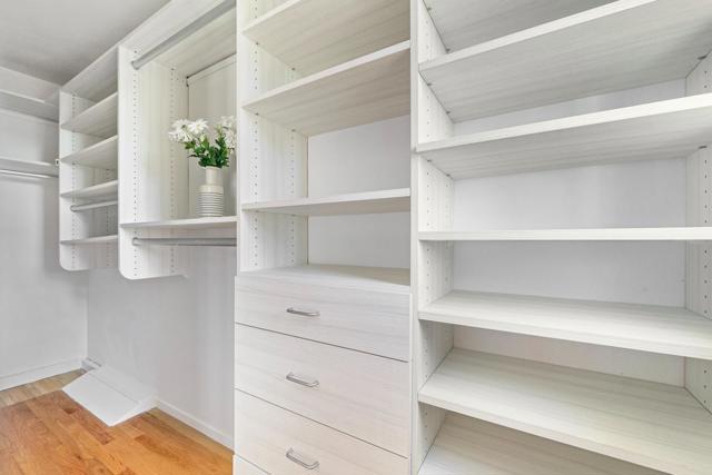 2025 Braemar Road, Oakland CA: https://media.crmls.org/mediaz/46655ec6-40eb-4b26-83c8-c0bb56165fbf.jpg