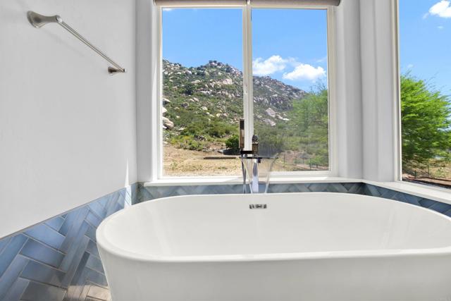 Home for Sale in Ramona