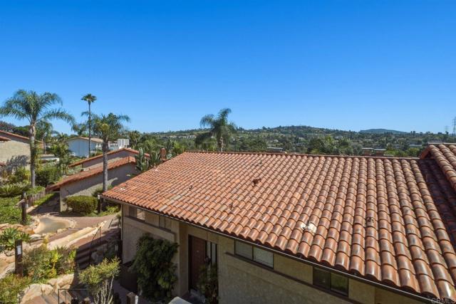 Detail Gallery Image 27 of 49 For 1915 Estrella De Mar Ct #C,  Carlsbad,  CA 92009 - 2 Beds | 2/1 Baths