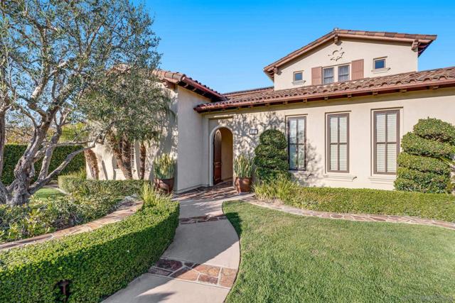 8117 Lamour Ln, San Diego CA: https://media.crmls.org/mediaz/4666f657-0589-45dc-ba28-7cec6b47a54a.jpg