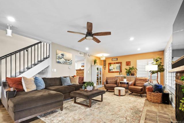 Image 13 of 47 For 3818 Via Escuda