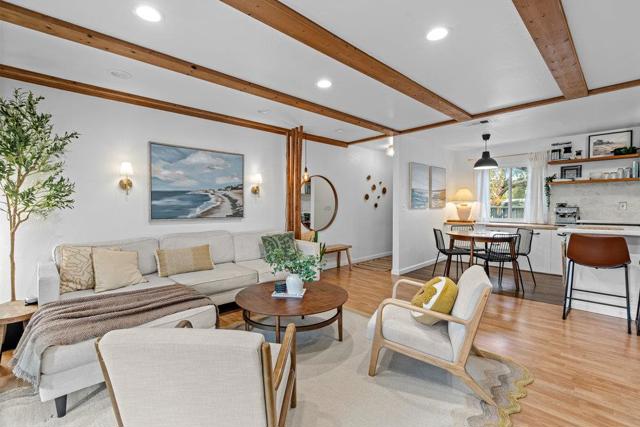 14245 Lora Drive, Los Gatos CA: https://media.crmls.org/mediaz/46682bf6-ea3e-48e7-a51e-2146c15bfa5f.jpg