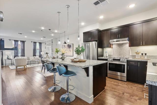 Image 14 of 41 For 457 Diller Street
