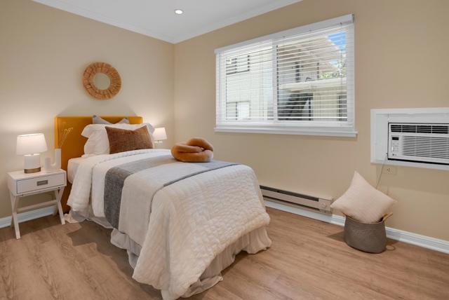 1070 Mercedes Avenue, Los Altos CA: https://media.crmls.org/mediaz/4668d645-fdee-4ebf-9453-13fe3228732f.jpg