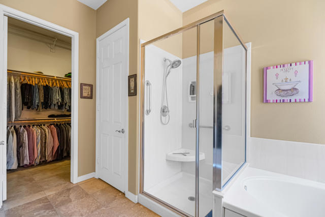 40259 Calle Cancun, Indio CA: https://media.crmls.org/mediaz/4669f2db-7808-4701-a8ea-eec10807b2f4.jpg