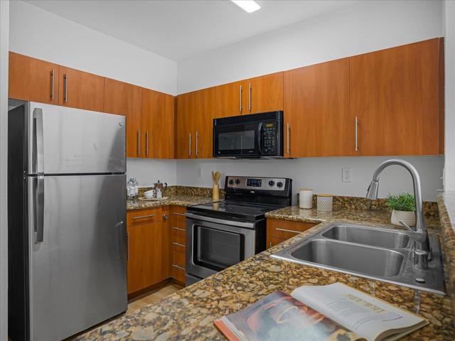 1060 S 3rd Street, San Jose CA: https://media.crmls.org/mediaz/466a249b-9203-4424-8e7e-c15886a961e3.jpg