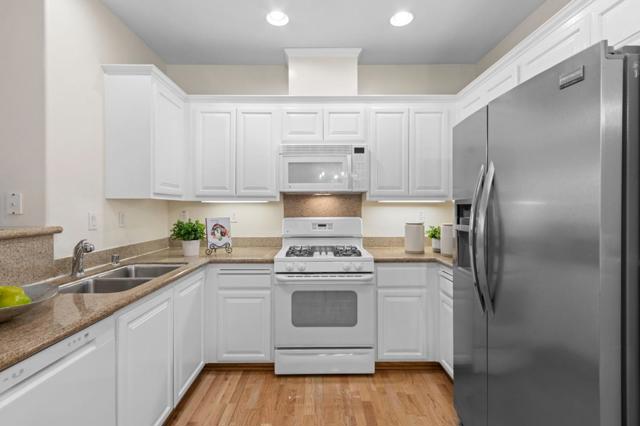 3275 Dublin Boulevard, Dublin CA: https://media.crmls.org/mediaz/466ca566-bc3f-4cbf-b4fb-517294933069.jpg