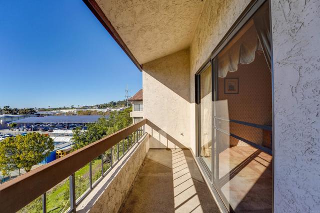 Detail Gallery Image 7 of 43 For 5665 Friars Rd #254 & 256,  San Diego,  CA 92110 - 2 Beds | 2/1 Baths
